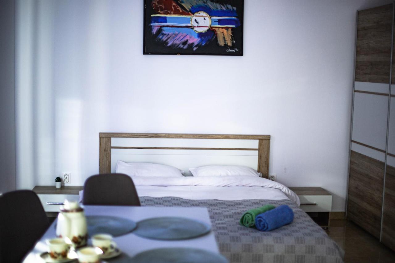 One Room Apart T3 With Free Parking Cluj-Napoca Luaran gambar