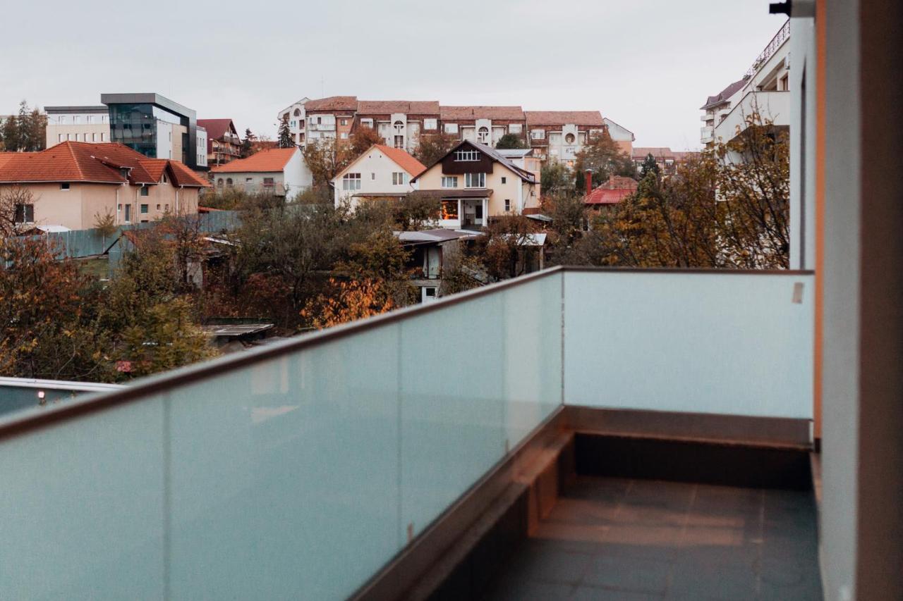 One Room Apart T3 With Free Parking Cluj-Napoca Luaran gambar
